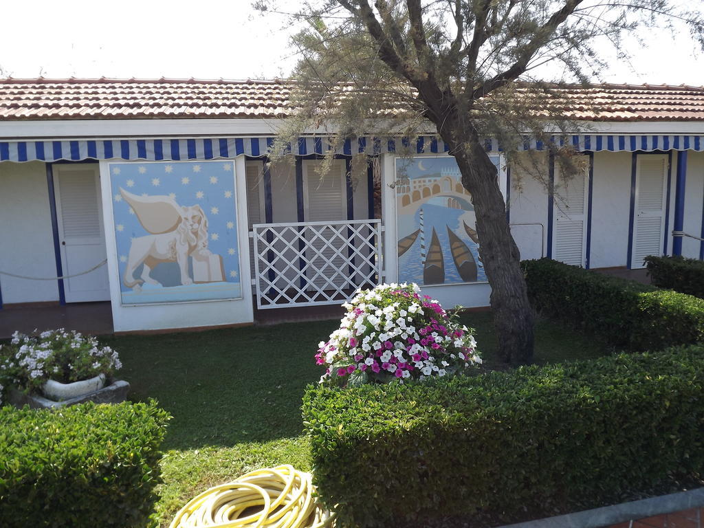 Bed & Breakfast Venezia Marina Di Carrara Eksteriør billede