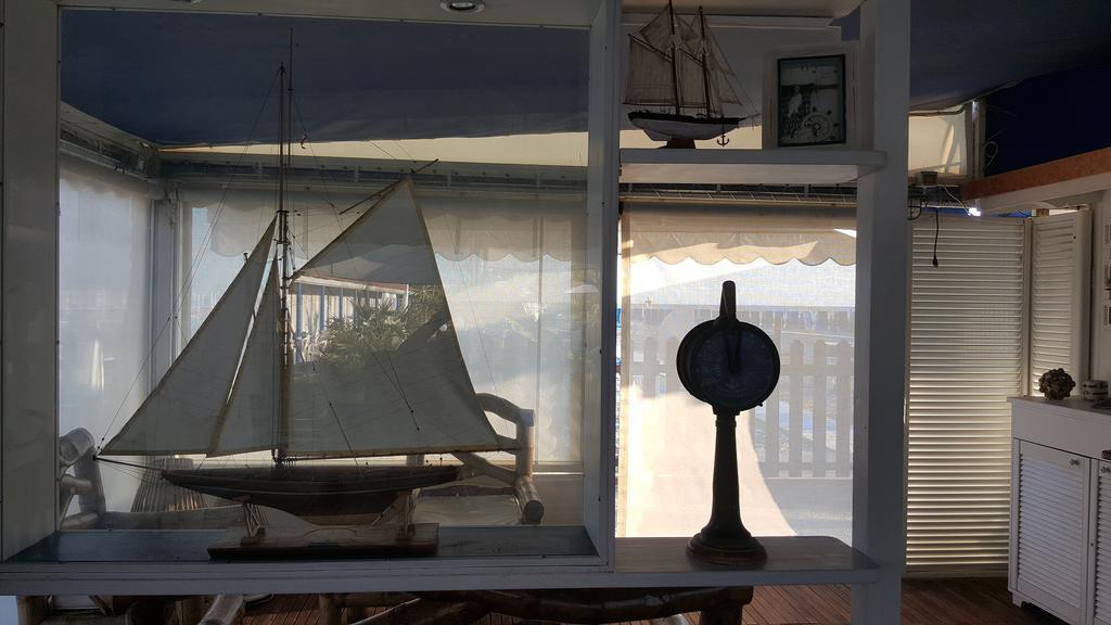 Bed & Breakfast Venezia Marina Di Carrara Eksteriør billede